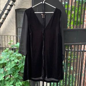 SEXY velvet shift 1920’s glamour deep-V dress